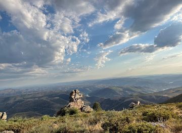 portugal/douro/attraction/fraga-do-cao-acoreira