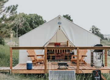 colorado/monument/attraction/monument-glamping