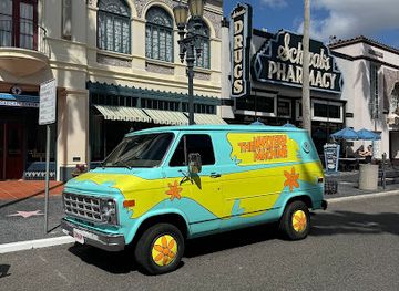 florida/orlando/attraction/the-mystery-machine