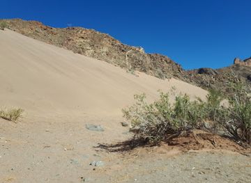 namibia/fish-river-canyon/attraction/sandy-slope-sand-against-slope