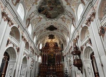 switzerland/lucerne/attraction/jesuitenkirche-hl-franz-xaver