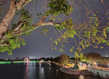 india/ahmedabad/attraction/kankaria-lake-boating-zone