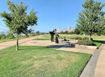 tennessee/memphis/attraction/tom-lee-park