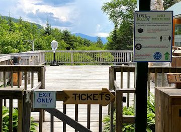 Lost River Gorge & Boulder Caves