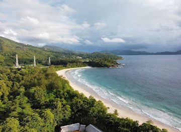 seychelles/bird-island/attraction/grand-anse-beach