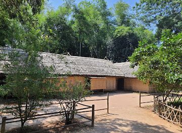 vietnam/north-central-coast/attraction/khu-di-tich-kim-lien