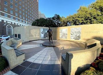 texas/fort-worth/attraction/jfk-tribute-in-fort-worth