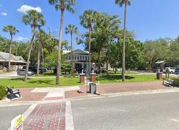 florida/homosassa-springs/attraction/heritage-house