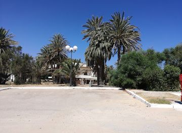tunisia/tunisian-sahara/attraction/presidential-palace-of-bourguiba