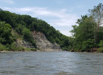 illinois/corn-belt/attraction/vermillion-river-rafting