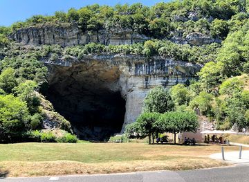 france/pyrenees/attraction/grotte-du-mas-d-azil