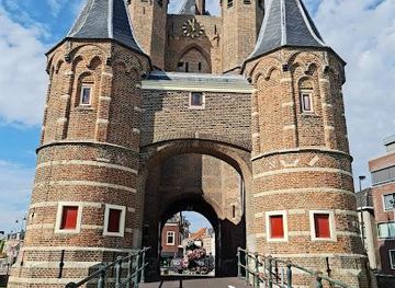 netherlands/amsterdam/attraction/amsterdamse-poort-haarlem
