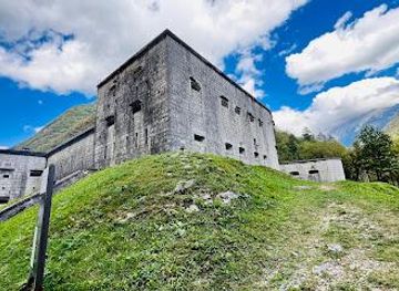 slovenia/kranjska-gora/attraction/fort-kluze