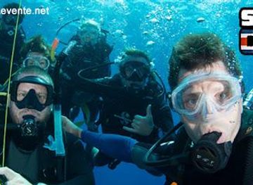 costa-rica/tamarindo/attraction/scuba-dive-costa-rica-potrero-flamingo