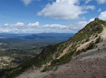 oregon/crater-lake-national-park/attraction/mount-scott-trailhead