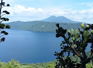 nicaragua/masaya-volcano/attraction/mariposario-de-pacaya