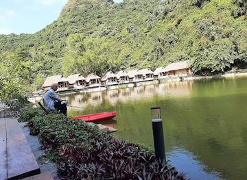 vietnam/cat-ba-island/attraction/dinh-ngu-lam