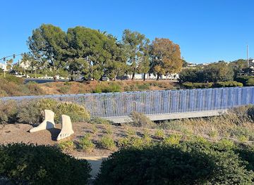 california/irvine/attraction/bunnyhenge