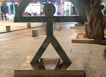 spain/almeria/attraction/escultura-indalo