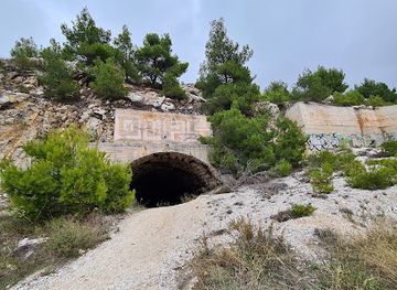 greece/attica/attraction/nato-tunnel