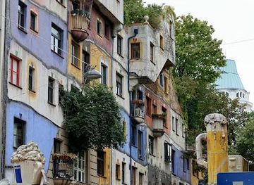 austria/vienna/attraction/hundertwasser-village