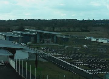 france/pays-de-la-loire/attraction/espace-air-passion