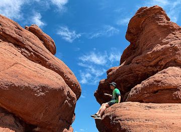 colorado/garden-of-the-gods/attraction/siamese-twins