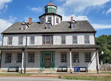 ohio/dundee-falls/attraction/historic-zoar-village