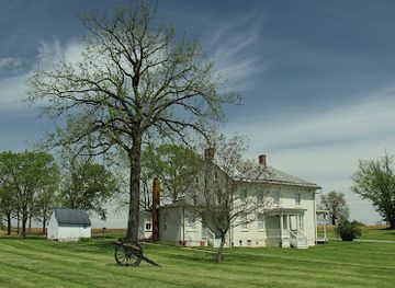 maryland/antietam-national-battlefield/attraction/mumma-farm-and-cemetery