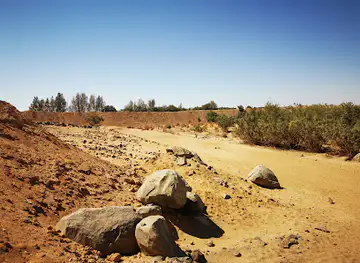 Uweinid Dam