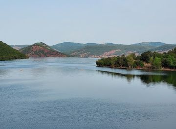 france/languedoc/attraction/barrage-lac-du-salagou