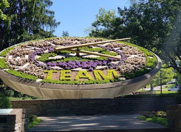 kentucky/frankfort/attraction/floral-clock