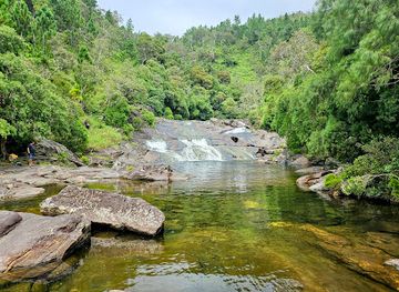 new-caledonia/south-province/attraction/cascade-de-colnett