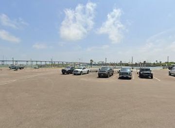 texas/port-aransas/attraction/aransas-pass-harbor-park-cam