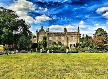 united-kingdom/cotswolds/attraction/cotswold-wildlife-park-gardens