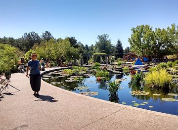 colorado/denver/cherry-creek/attraction/denver-botanic-gardens