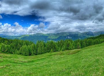 romania/bucegi-mountains/attraction/saua-laptici