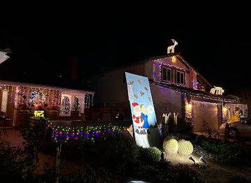 michigan/kalamazoo/attraction/christmas-card-lane