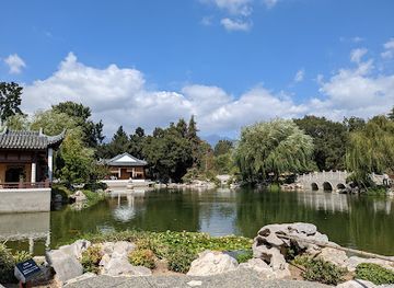 california/los-angeles-county/attraction/the-huntington-library-art-museum-and-botanical-gardens