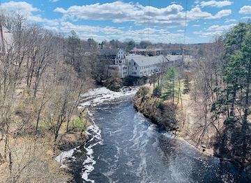 massachusetts/the-islands/attraction/echo-bridge