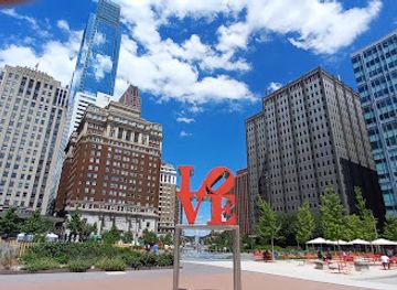 pennsylvania/philadelphia/center-city/attraction/jfk-plaza-love-park