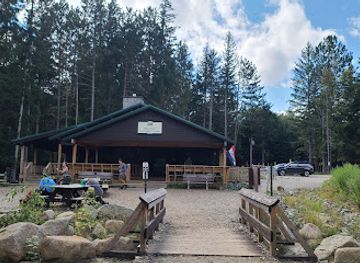 new-york/adirondack-mountains/attraction/high-peaks-information-center