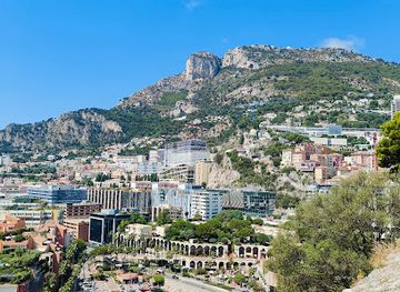 monaco/jardin-exotique/attraction/place-du-palais