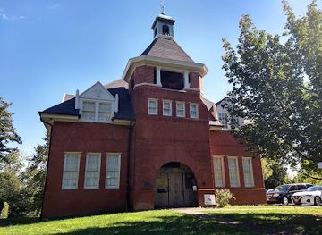 virginia/arlington/attraction/arlington-historical-museum-hume-school