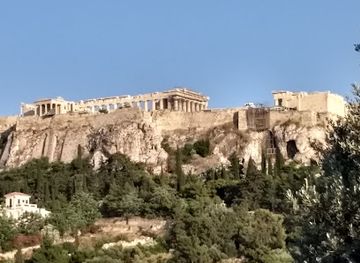 greece/athens/thissio/attraction/temple-of-hephaestus