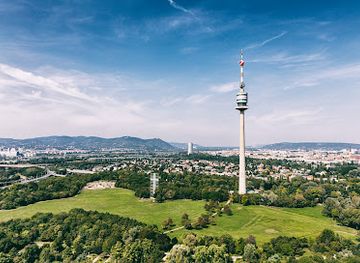 austria/vienna/floridsdorf/attraction/danube-tower