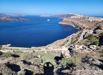 greece/pyrgos/attraction/caldera-viewpoint