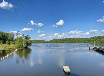 north-carolina/winston-salem/attraction/salem-lake-trail