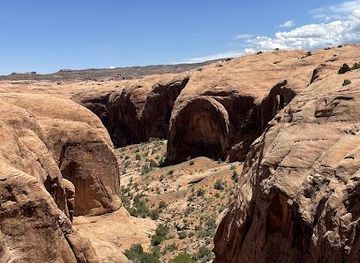 utah/arches-national-park/attraction/moab-tourism-center