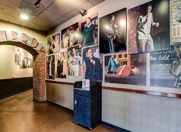 california/anaheim/attraction/ontario-improv